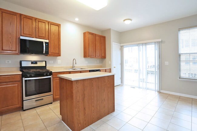 Building Photo - 753 Thornbury Ct
