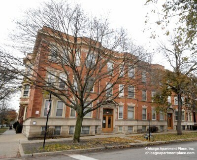 Building Photo - 854 W Waveland Ave