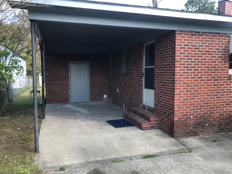 Building Photo - 204 N Forbes St