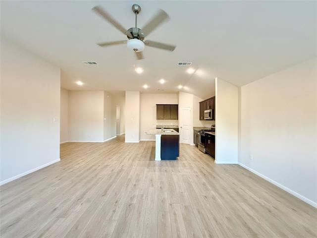 Building Photo - 7713 Moosewood Dr