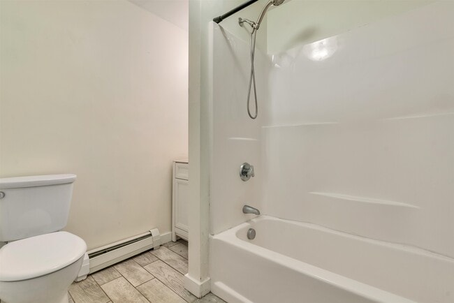 Building Photo - 132 NH-108