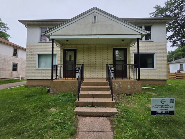 Primary Photo - 626-628 Ripley Ave