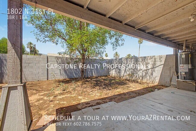 Building Photo - 1802 N 31st Pl