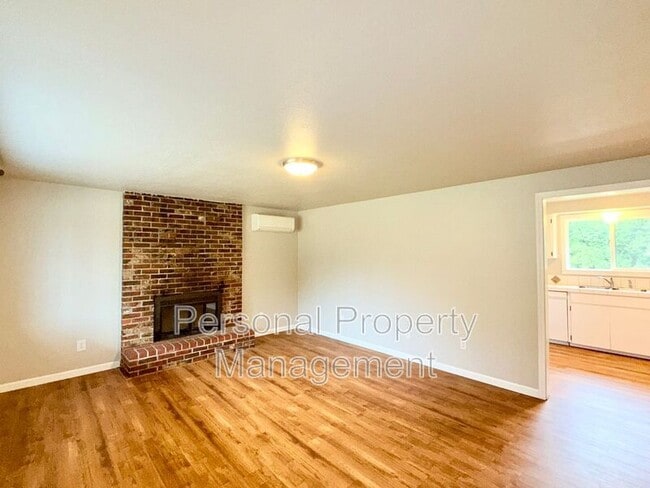 Building Photo - 4604 NE 137th Ave
