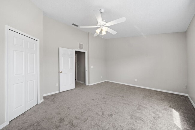 Building Photo - Beautiful 3 Bedroom, 2.5 bath townhouse for rent in Wesley Chapel.