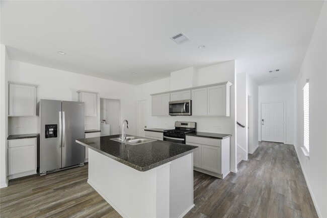 Building Photo - 5619 Simcrest Grove Dr