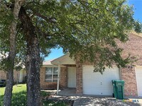 Building Photo - 1722 Aztec Trce