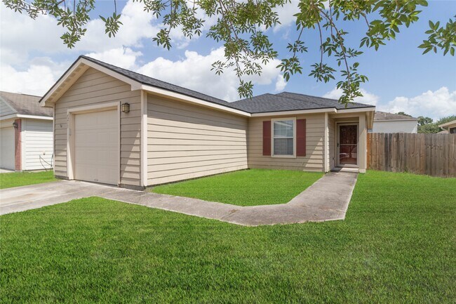 Building Photo - 4215 Medina River Loop