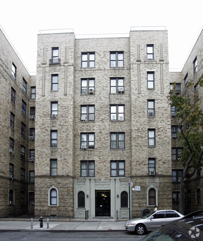 Building Photo - 2181 Barnes Ave