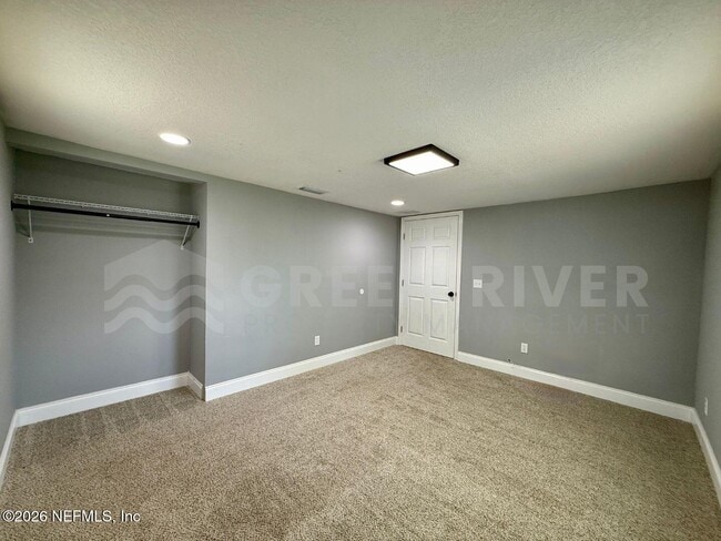 Building Photo - 403 Highland Ave S