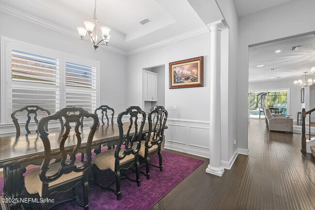 Building Photo - 217 Bonita Vista Dr