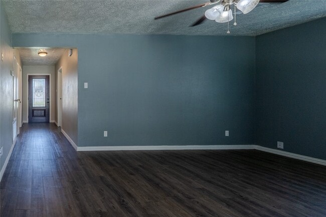 Building Photo - 2027 Alabama St