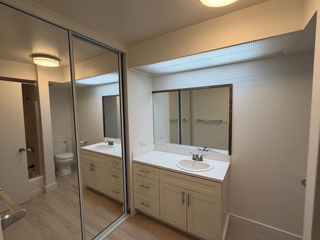 Building Photo - Studio in the Pleasanton - located Right A...