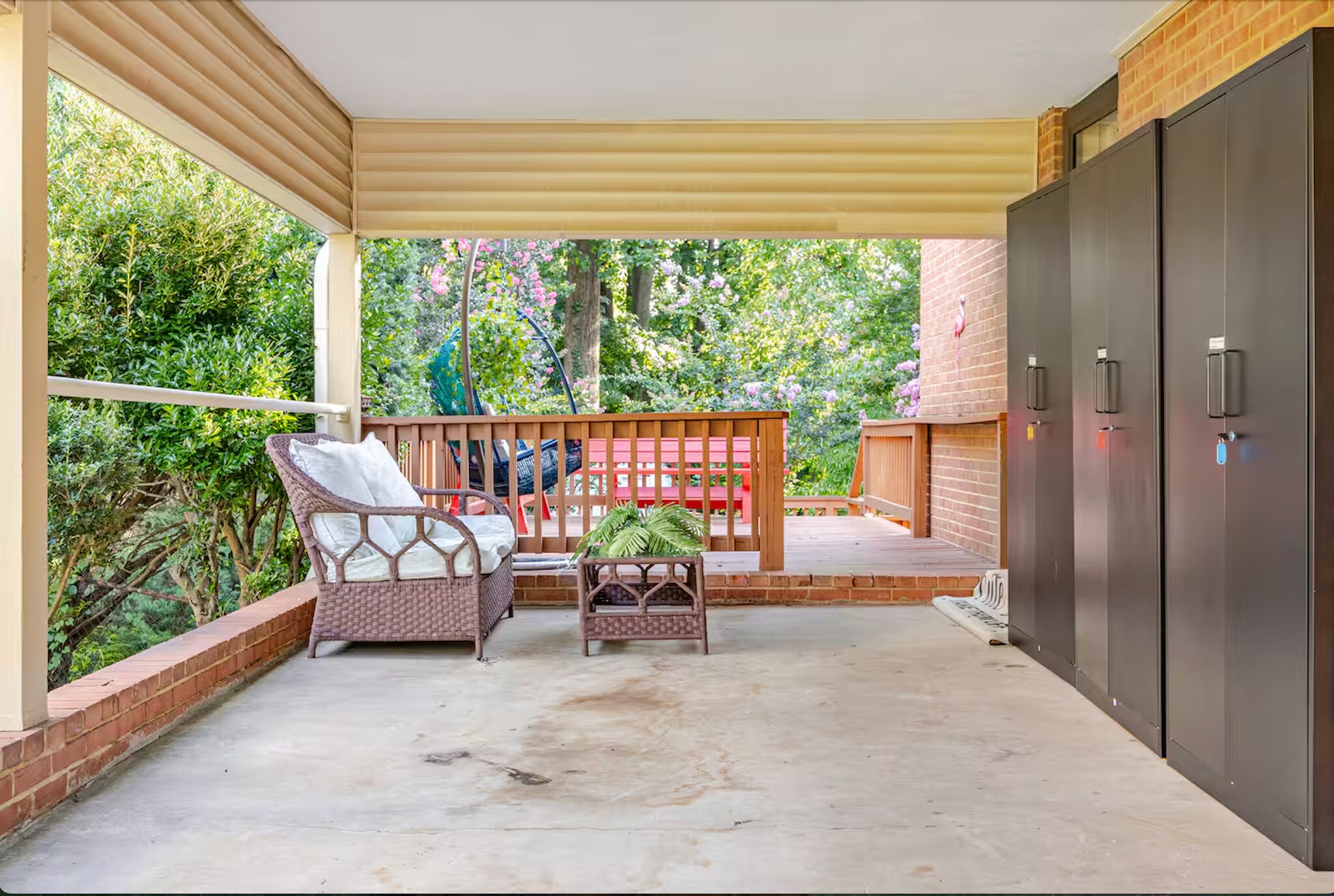 Building Photo - 7527 Fairwood Ln