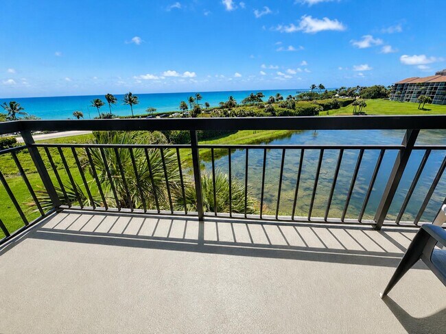 Building Photo - 101 S Seas Dr