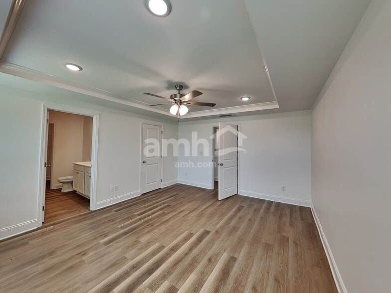 Building Photo - 205 Gershon Wy
