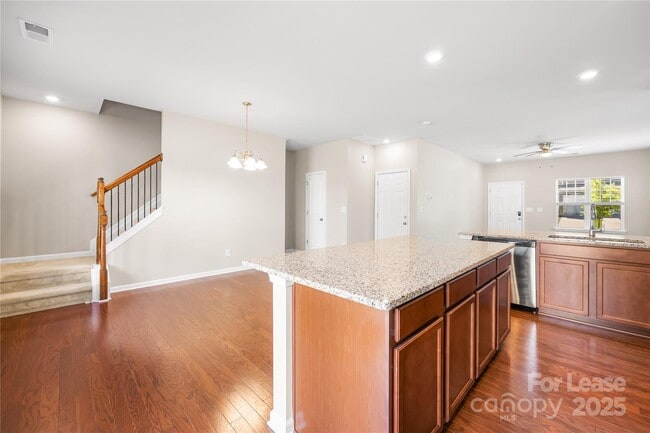 Building Photo - 16040 Simril Ct