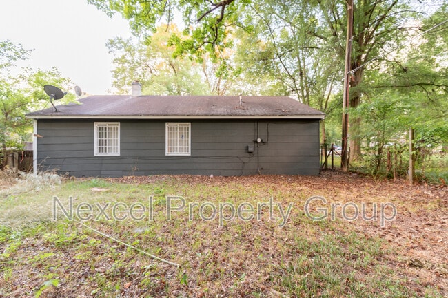 Building Photo - 3328 Douglass Ave
