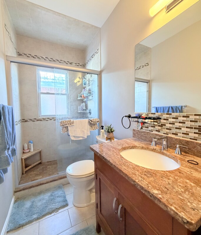 Building Photo - 39 Long Ave