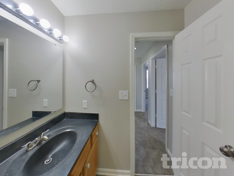 Building Photo - 951 Atir Ln