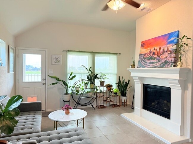 Primary Photo - 15334 Caravel Bay Ct