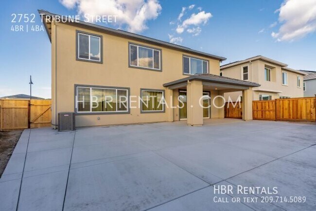 Building Photo - 2752 Tribune St