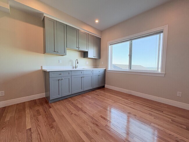 Building Photo - 109 Hillcrest Dr