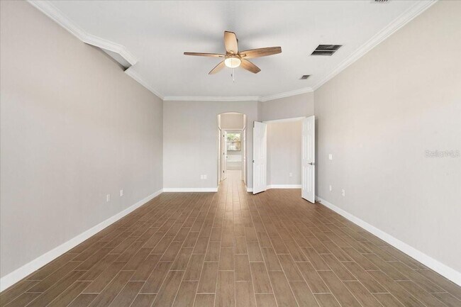 Building Photo - 2580 Channel Way