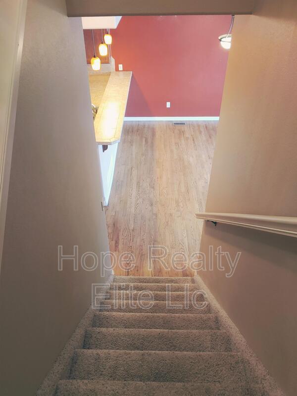 Building Photo - 1555 Promontory Bluff View
