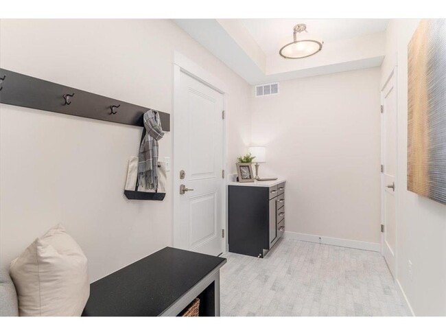 Building Photo - 2360 Sydney Ln