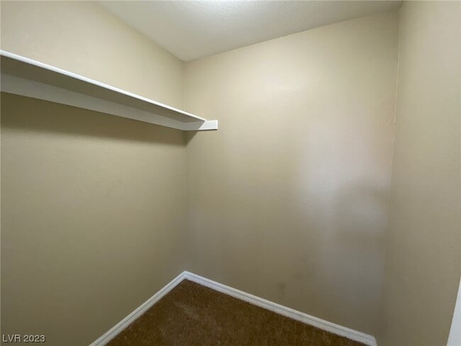 Building Photo - 1661 Cloister Ave