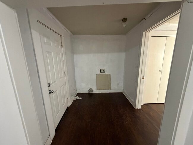 Building Photo - 1656 McGregor Ave