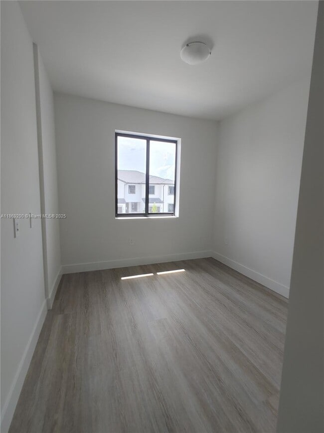 Building Photo - 34468 SW 191st Ct