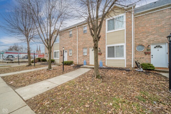 Building Photo - 1364 S Talbott St