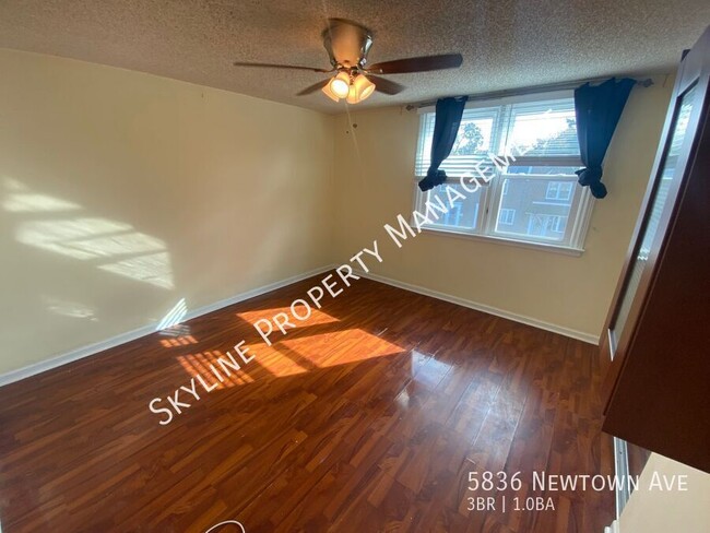 Building Photo - Charming 3 Bedroom Home For Rent in Lawncr...