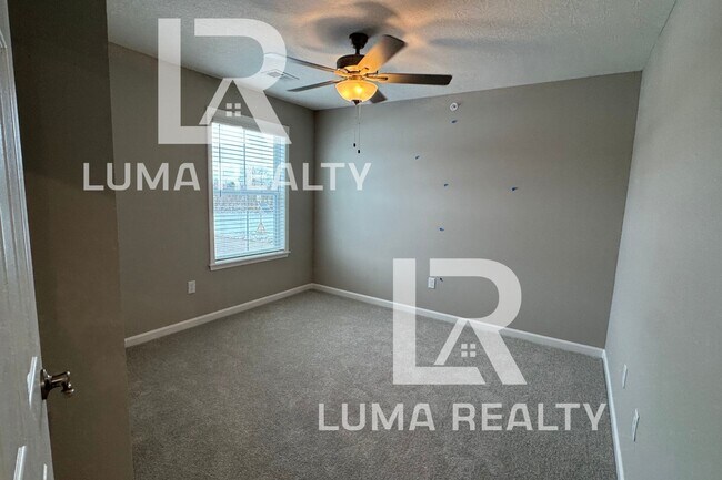 Building Photo - 518 Glenhaven Wy