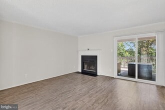 Building Photo - 1541 Lincoln Way