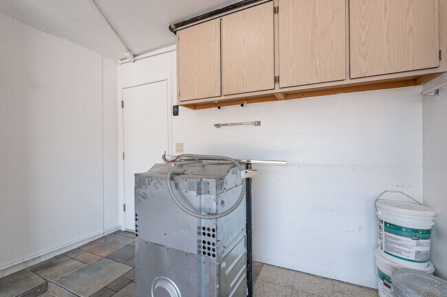 Building Photo - Coming Soon! 4 bed, 3.5 bath with a beautiful pool & views! No HOA - Available 02/01/2026