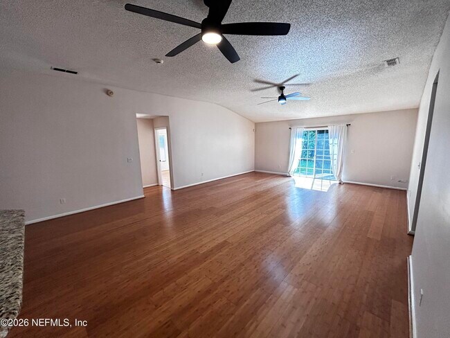 Building Photo - 1449 Blue Heron Ln N