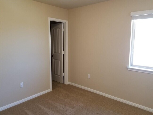 Building Photo - 1448 Brooks Way