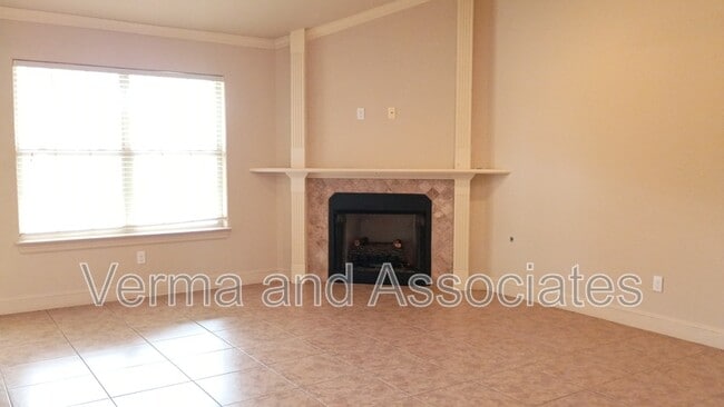 Building Photo - 2703 SW Ledbury Cove