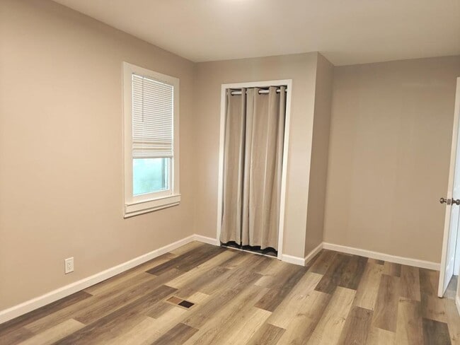 Building Photo - 31112 Krauter St