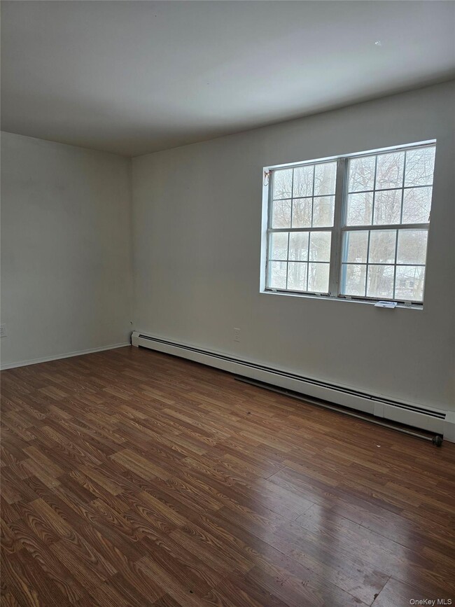 Building Photo - 21 Forest Ridge Rd