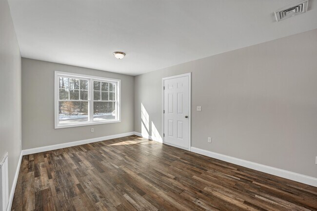 Building Photo - 259 Stage Rd