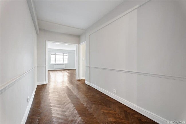 Building Photo - 45 Popham Rd