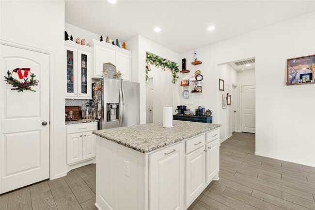 Building Photo - 19223 Brindled Bay Ct