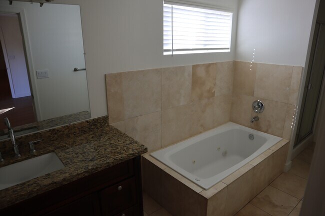 Building Photo - 7501 E Hubbell St