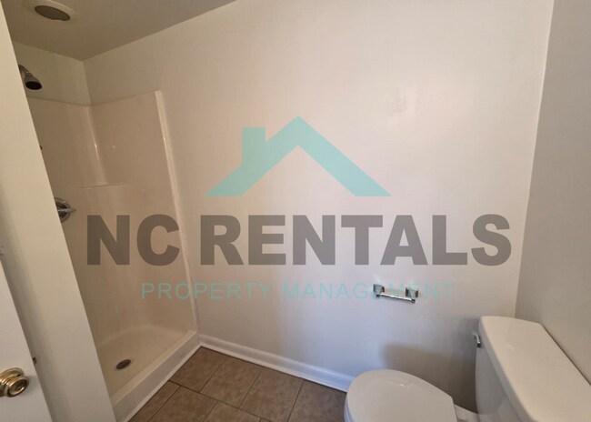 Building Photo - 312 Walter Chambers St