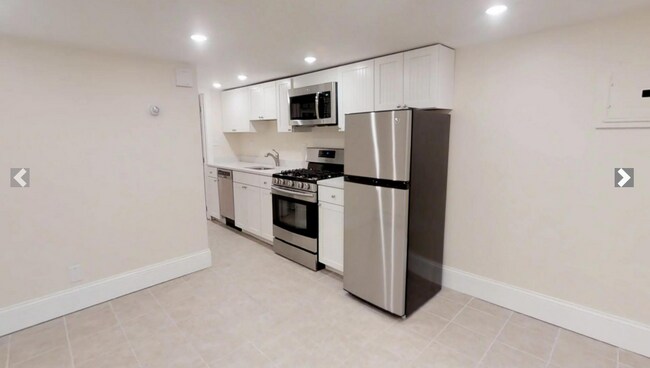 Building Photo - 61 Walden St