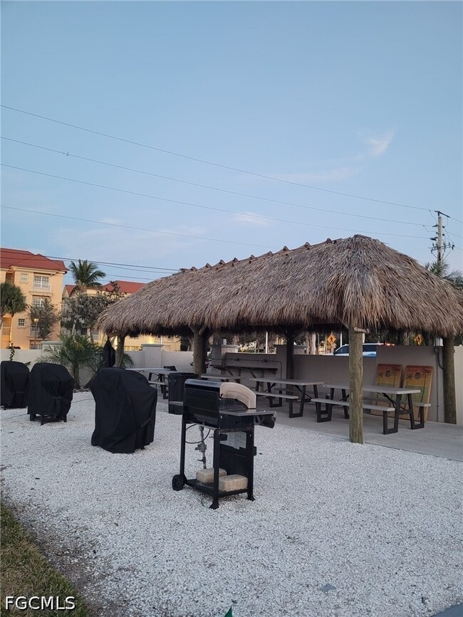 Building Photo - 7400 Estero Blvd